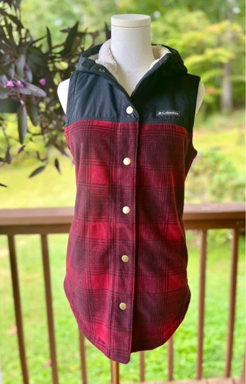 Columbia Red Buffalo Plaid Sherpa Hooded Vest Small